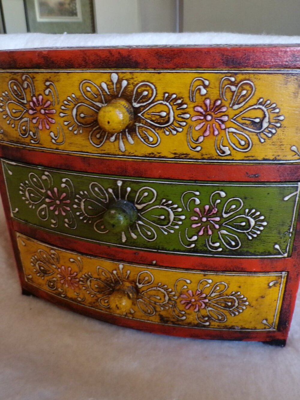 So Beautiful 3 Drawer Wooden Decorative Hand Painted Jewelry Box Curio Chest - Picture 3 of 13